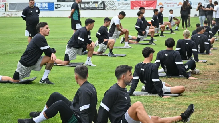 Cipolletti-Arranco-la-pretemporada-de-Cipolletti-salto-10